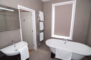 Plush bathrooms at Warkworth House, Cambridge